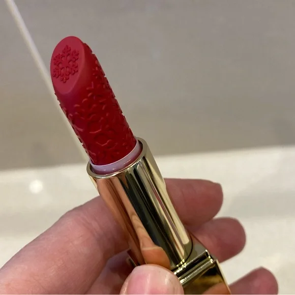 Estée Lauder Red Lipstick and Gloss - Picture 5 of 5